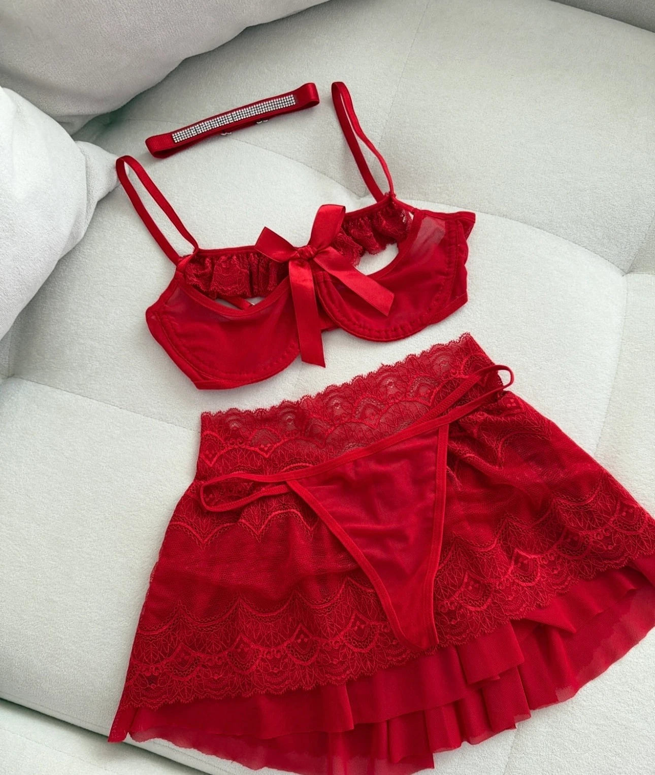 red 3 pieces